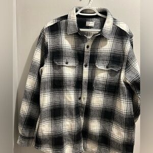 Frank & Oak Plaid
Shacket Jacket Black
White Overshirt
Workwear Men's XL